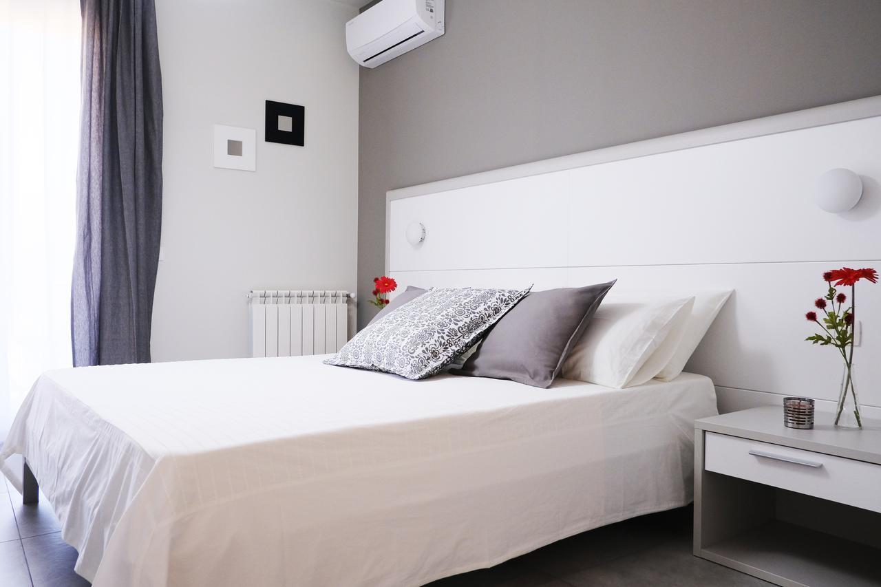 Sikania Casa Diamond Messina Exteriör bild